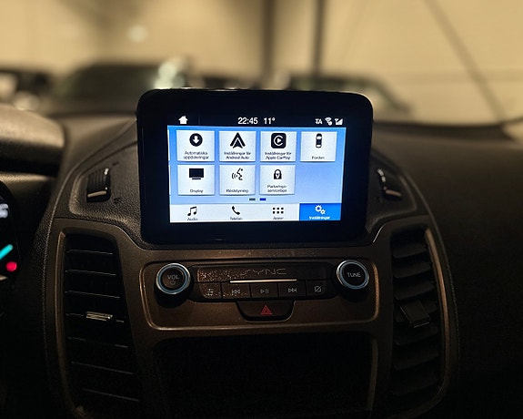 Ford Transit Connect 16 of 25