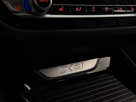 BMW X3 27 of 30