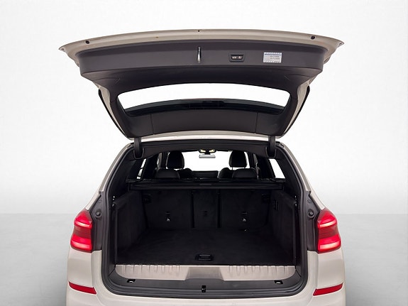 BMW X3 13 of 30