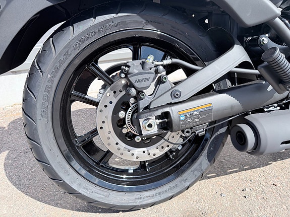 Kawasaki Vulcan S 8 of 11