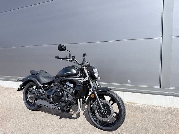 Kawasaki Vulcan S 2 of 11