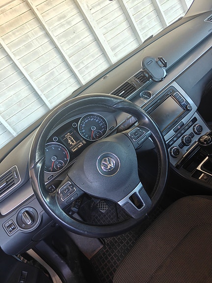 Volkswagen Passat 4 of 4