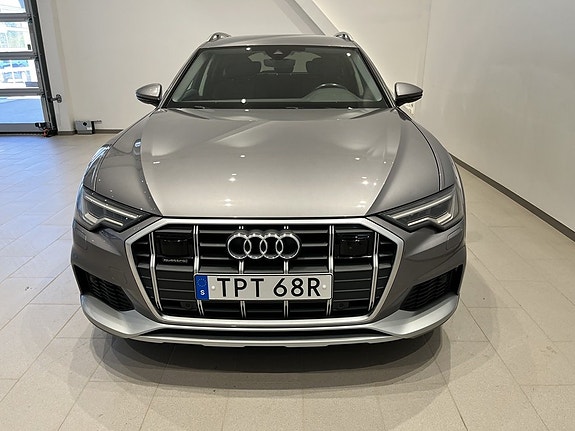 Audi A6 allroad 2 of 5