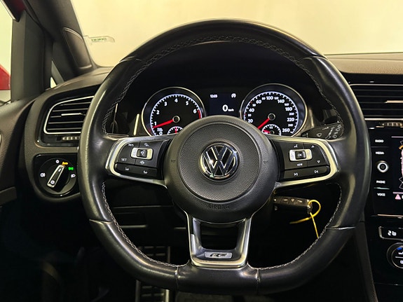 Volkswagen Golf-Serie 22 of 25