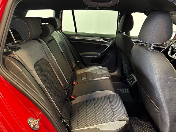 Volkswagen Golf-Serie 19 of 25