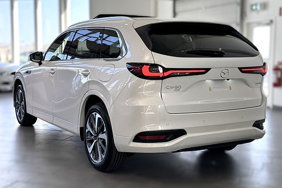 Mazda CX-80 3 of 19