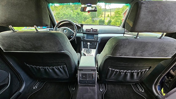 BMW 523i 14 of 15