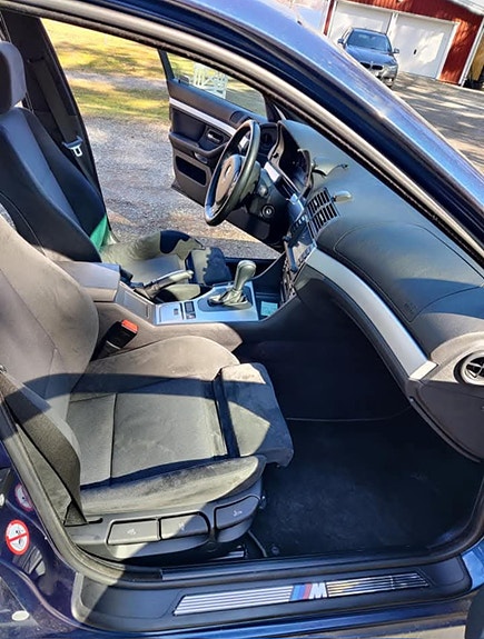 BMW 523i 5 of 5