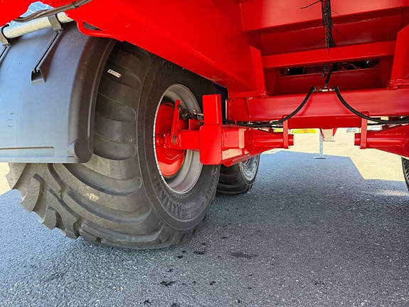Hakarps - 20 tons ensilagekärra 710/45R22,5" 38m3 8 of 12