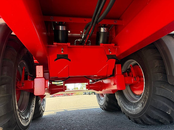 Hakarps - 20 tons ensilagekärra 710/45R22,5" 38m3 10 of 12