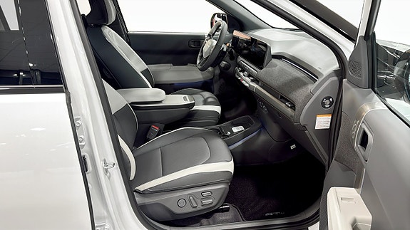 Kia EV3 3 of 16