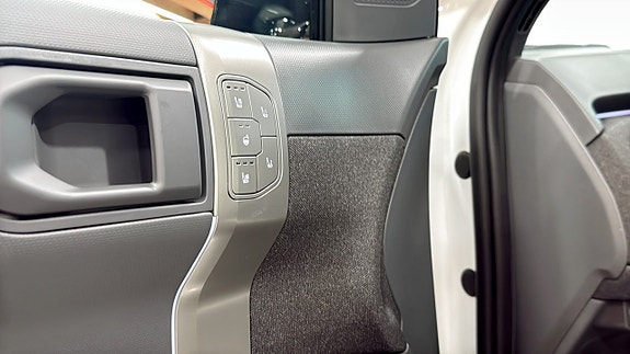 Kia EV3 14 of 16