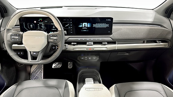 Kia EV3 4 of 16
