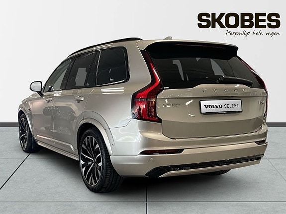 Volvo XC90 5 of 5