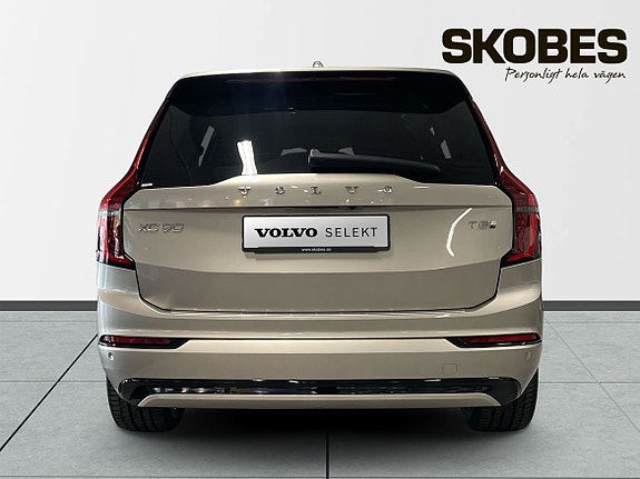 Volvo XC90 6 of 20