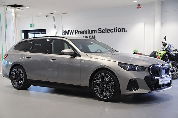 BMW 530e 3 of 15