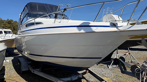 Wellcraft Excel 26 SE – rymlig familjebåt, 4 bäddar, redo för säsongen 3 of 5