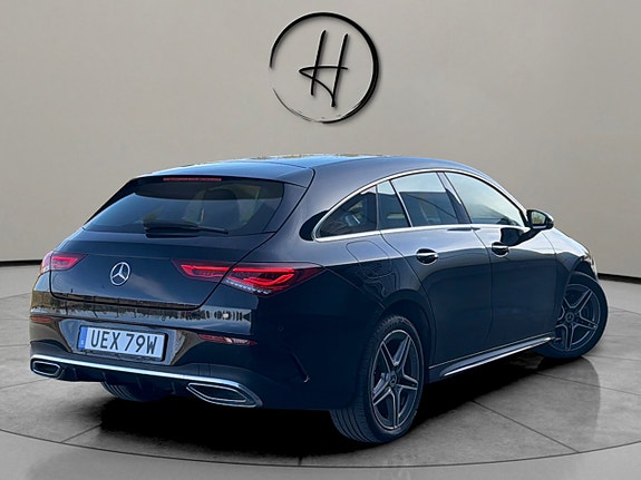 Mercedes-Benz CLA250 e 5 of 5