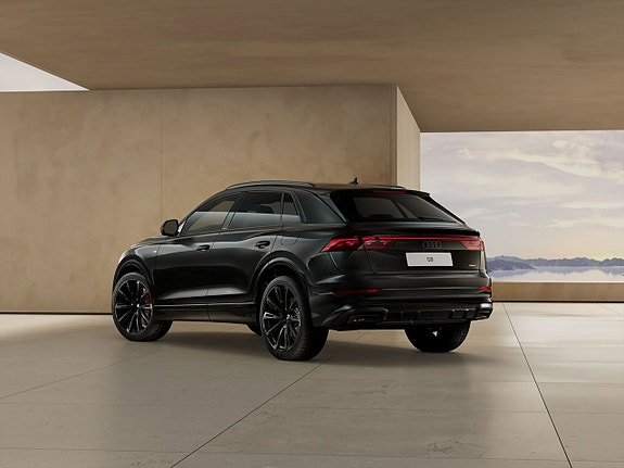Audi Q8 5 of 5