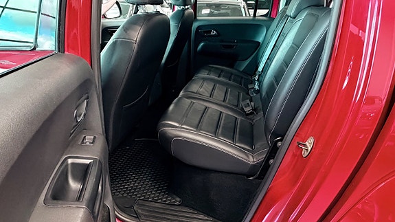 Volkswagen Amarok 15 of 22