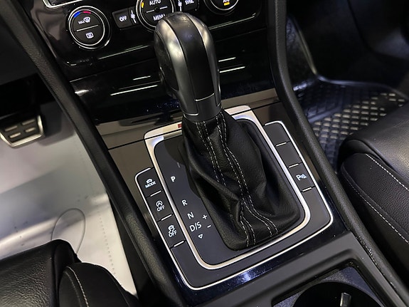 Volkswagen Golf I 21 of 25