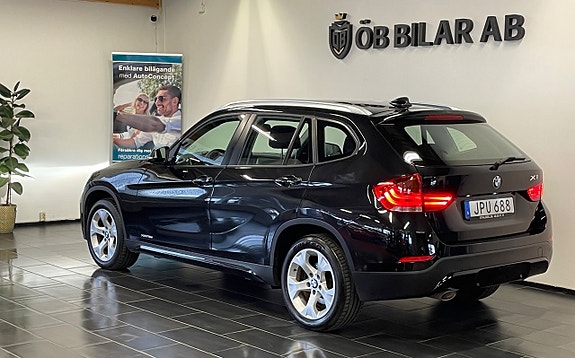 BMW X1 3 of 5