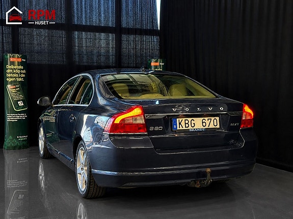 Volvo S80 5 of 5