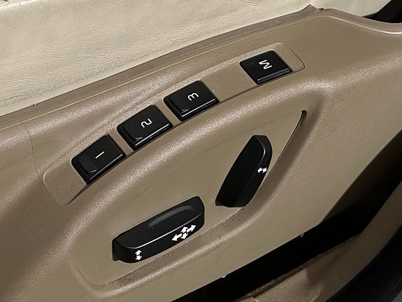Volvo S80 13 of 18