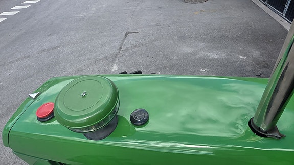 John Deere 3140 MFWD – 4WD 5 of 5