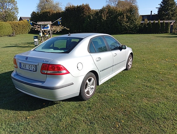 Saab 9-3 4 of 5