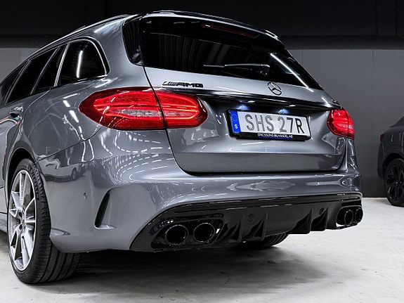 Mercedes-Benz C43 8 of 20