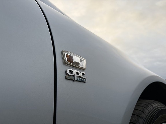 Opel Insignia 25 of 26