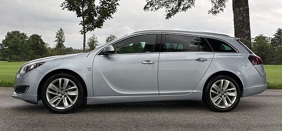 Opel Insignia 2 of 26