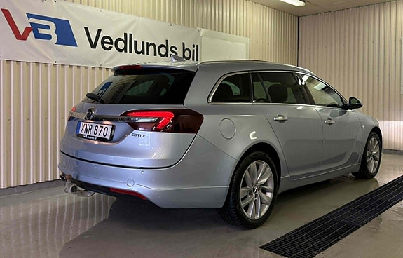 Opel Insignia 3 of 5