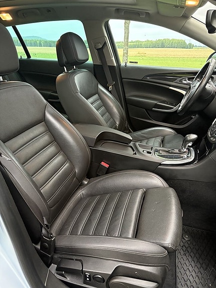 Opel Insignia 10 of 26