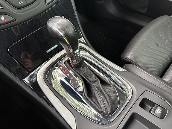 Opel Insignia 14 of 26