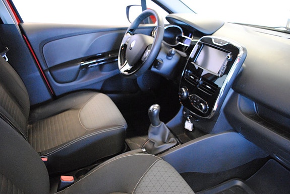 Renault Clio 4 of 6