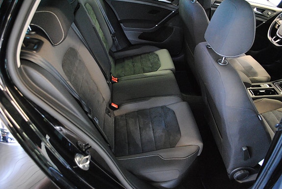 Volkswagen Golf VII 6 of 7