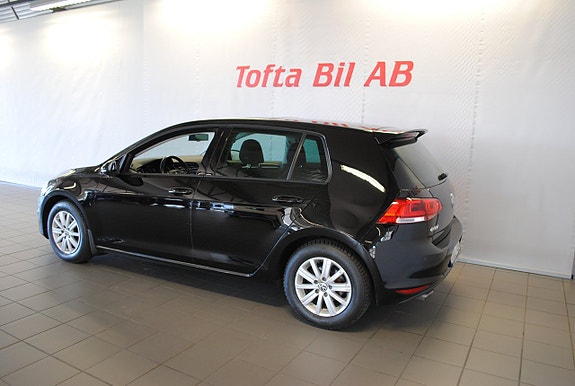 Volkswagen Golf VII 2 of 7