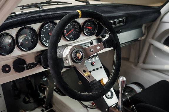 Porsche 911 Turbo 10 of 24