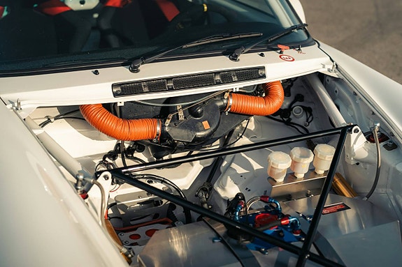 Porsche 911 Turbo 21 of 24