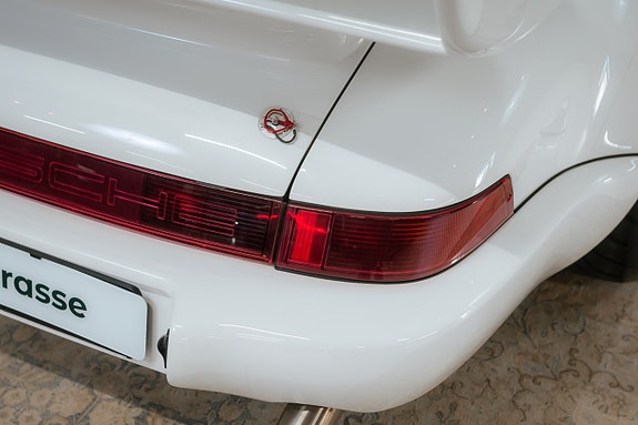 Porsche 911 Turbo 7 of 24