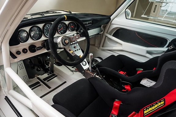 Porsche 911 Turbo 9 of 24