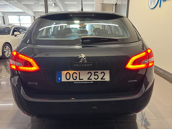 Peugeot 308 SW 6 of 17