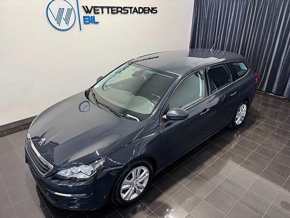 Peugeot 308 SW 8 of 17