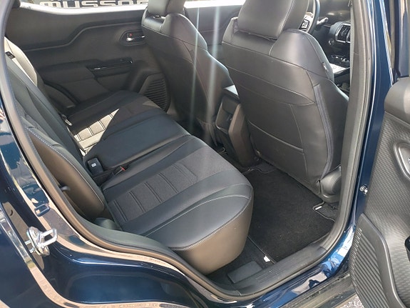 Suzuki eVitara 9 of 12