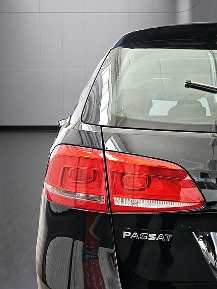 Volkswagen Passat 4 of 5