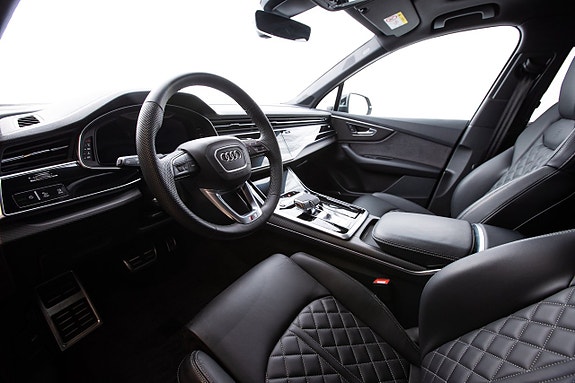Audi Q7 11 of 30