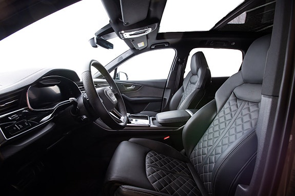 Audi Q7 12 of 30