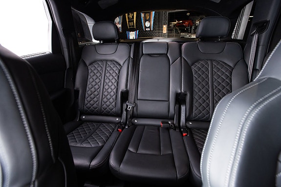 Audi Q7 18 of 30